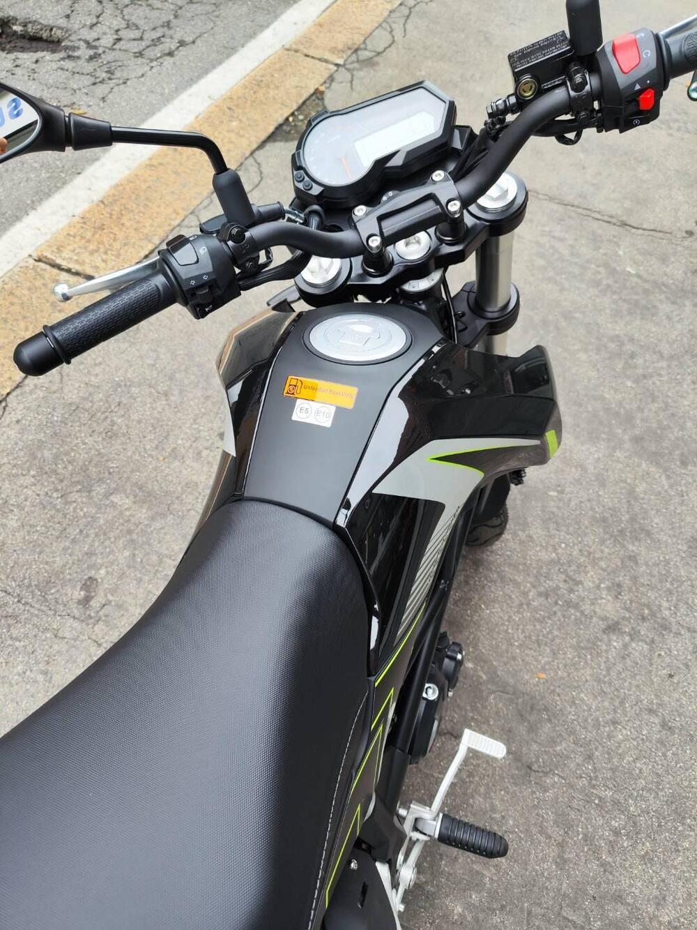 Benelli Tornado Naked T 125 (2022 - 25) (19)