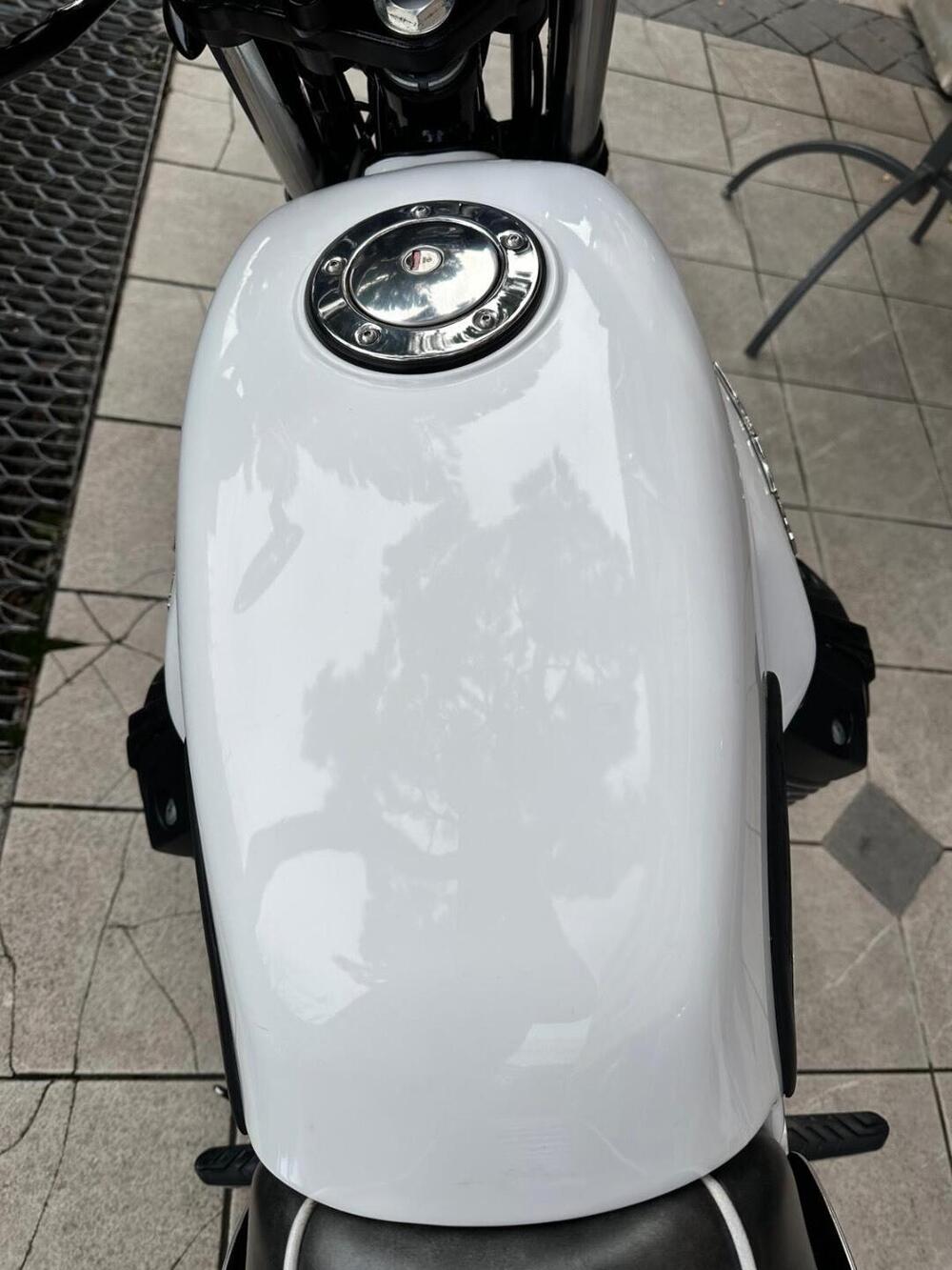 Moto Guzzi V7 Racer (2012 - 14) (9)