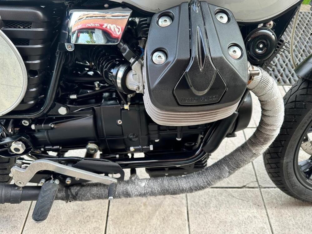 Moto Guzzi V7 Racer (2012 - 14) (11)