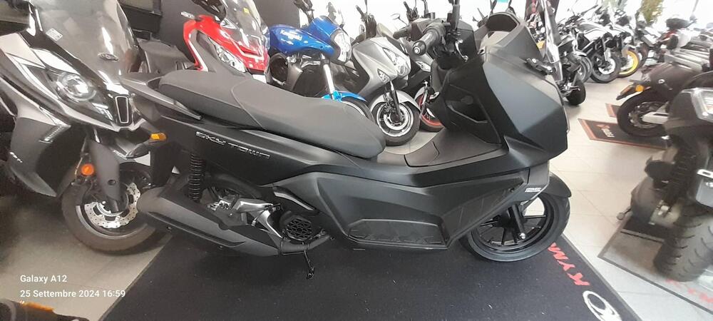 Kymco Skytown 125i (2024 - 26) (4)
