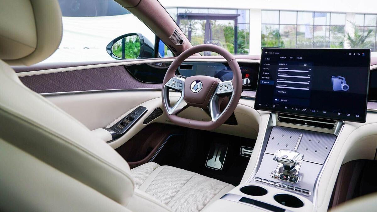 BYD Denza Z9 GT: due motori, da 858 a 952 CV, meglio di Porsche