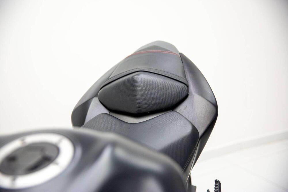 Kawasaki Z 750 R (2011 - 14) (15)