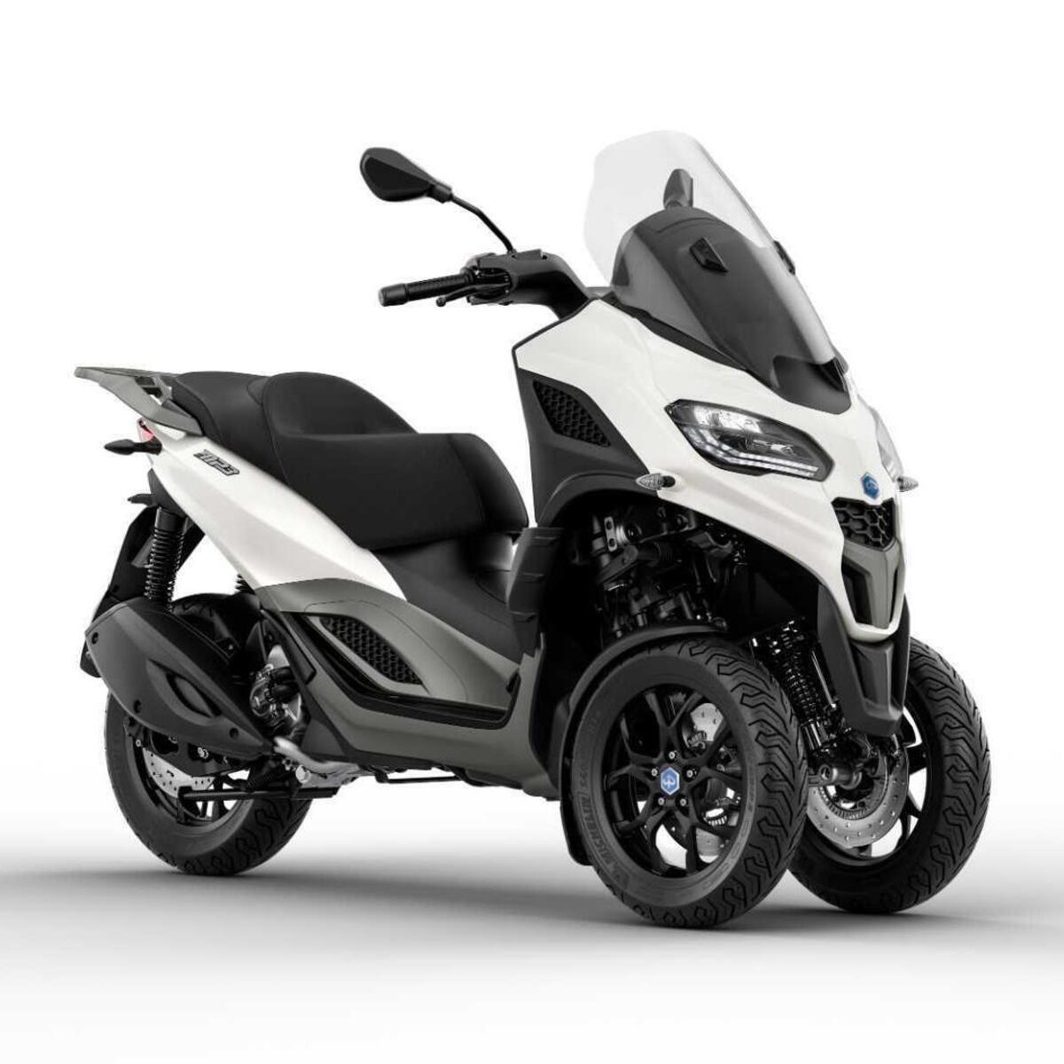 Piaggio MP3 310 (2025)