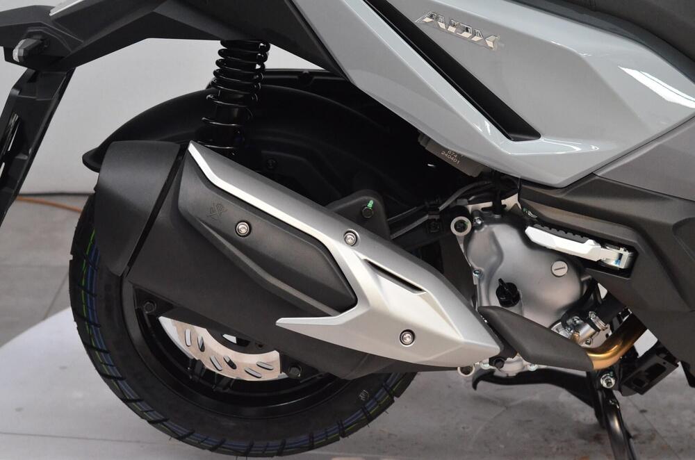 Sym ADX 300 (2024 - 25) (3)