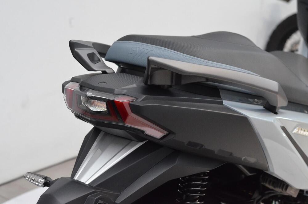 Sym ADX 300 (2024 - 25) (7)