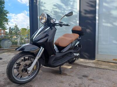 Piaggio Beverly Cruiser 500 usata