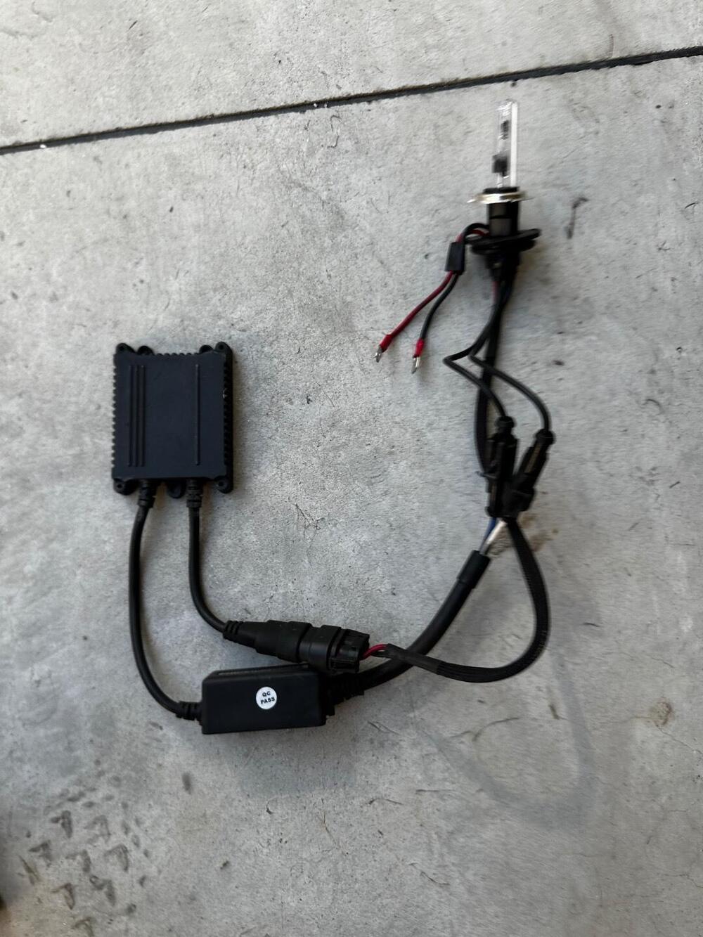 Kit Xeno H7-H4 bilux (3)