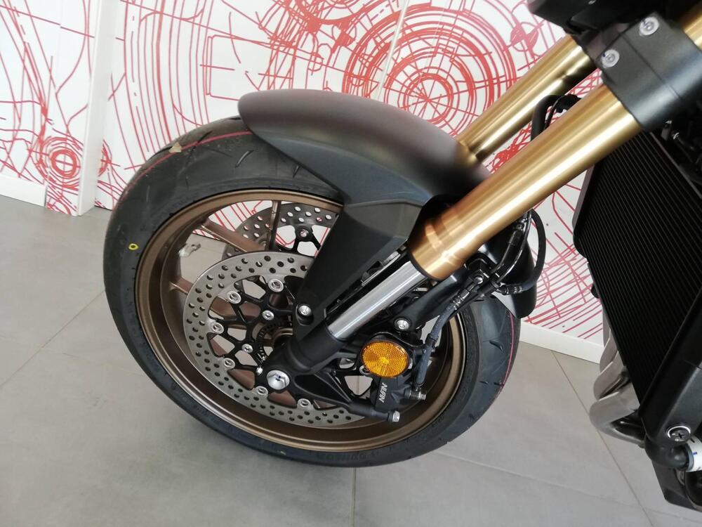 Honda CB 650 R E-Clutch (2024 - 25) (8)