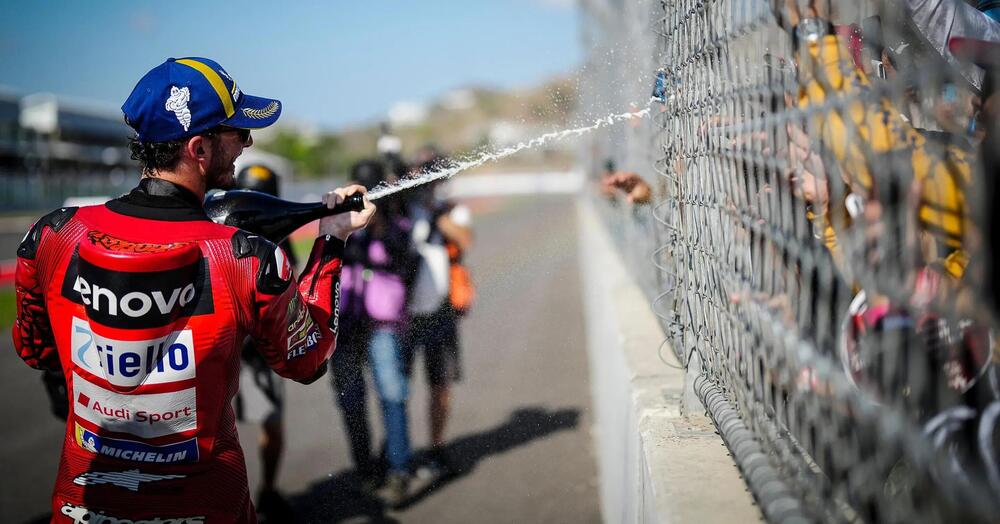 Ok, ma Pecco Bagnaia pu&ograve; davvero essere soddisfatto del terzo posto a Mandalika? Lui dice: &quot;Ero in un gabbia di matti, che macello al via...&quot;