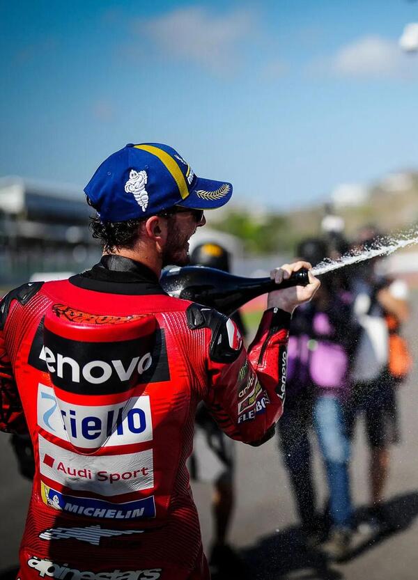 Ok, ma Pecco Bagnaia pu&ograve; davvero essere soddisfatto del terzo posto a Mandalika? Lui dice: &quot;Ero in un gabbia di matti, che macello al via...&quot;