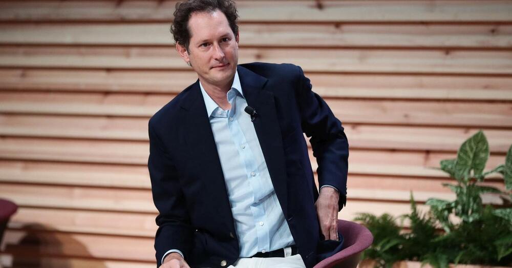 Ma cos&rsquo;&egrave; la storia di John Elkann &ldquo;agente sionista&rdquo;? E cosa c&rsquo;entrano Crosetto, Segre, Pacifici, Giubilei e Carrai?