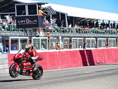 Dunlop CIV 2024, il gran finale. In SBK Zanetti Vince a Imola, spettacolo in 600: Stirpe Campione [RISULTATI]