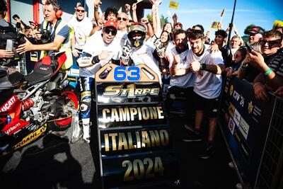 Dunlop CIV 2024, Imola. Davide Stirpe &egrave; Campione Italiano: "&Egrave; uno spettacolo, mi piacerebbe la SBK" [VIDEO] 
