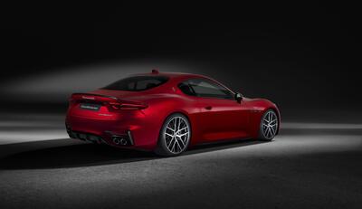 Maserati GranTurismo, richiamo per un difetto che potrebbe lasciare a secco