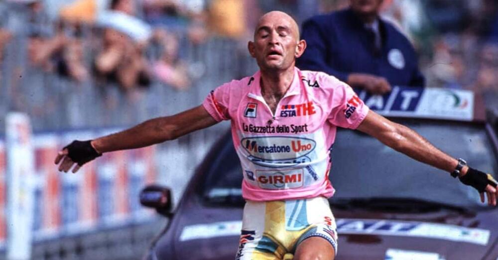 Mistero della morte di Marco Pantani, le rivelazioni inquietanti di due agenti della polizia scientifica sul caso del ciclista: &ldquo;Qualcuno entr&ograve; nella sua camera prima di noi&rdquo;. E intanto la procura di Trento&hellip;