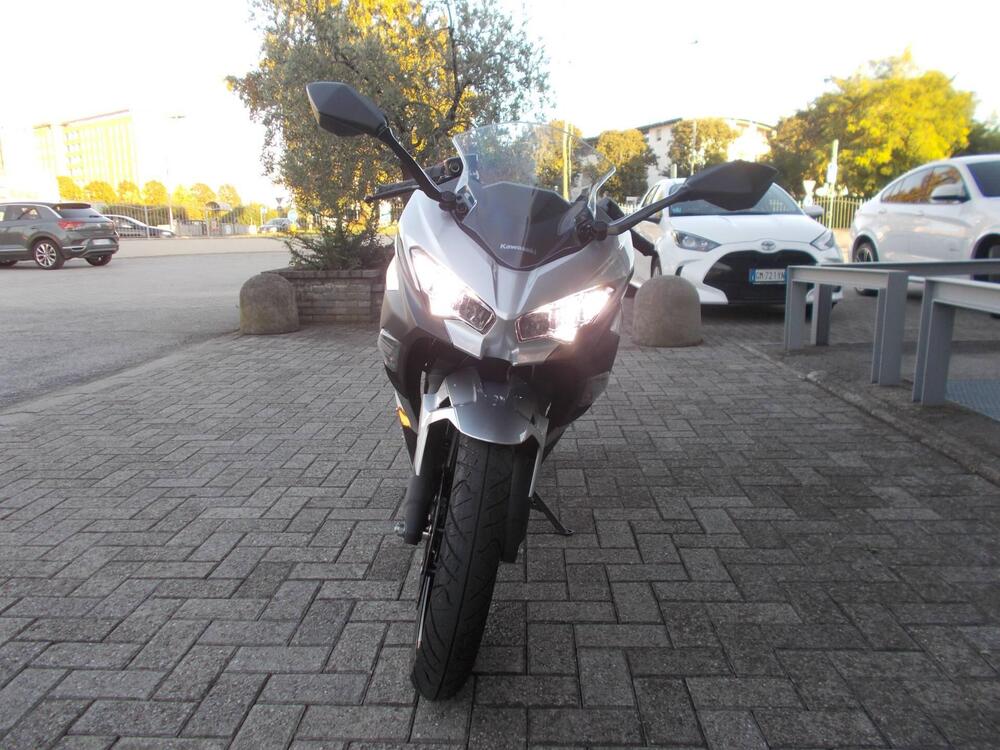 Kawasaki Ninja e-1 (2024 - 25) (2)