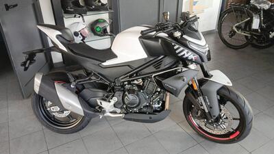 CFMOTO 450NK (2023 - 25) nuova