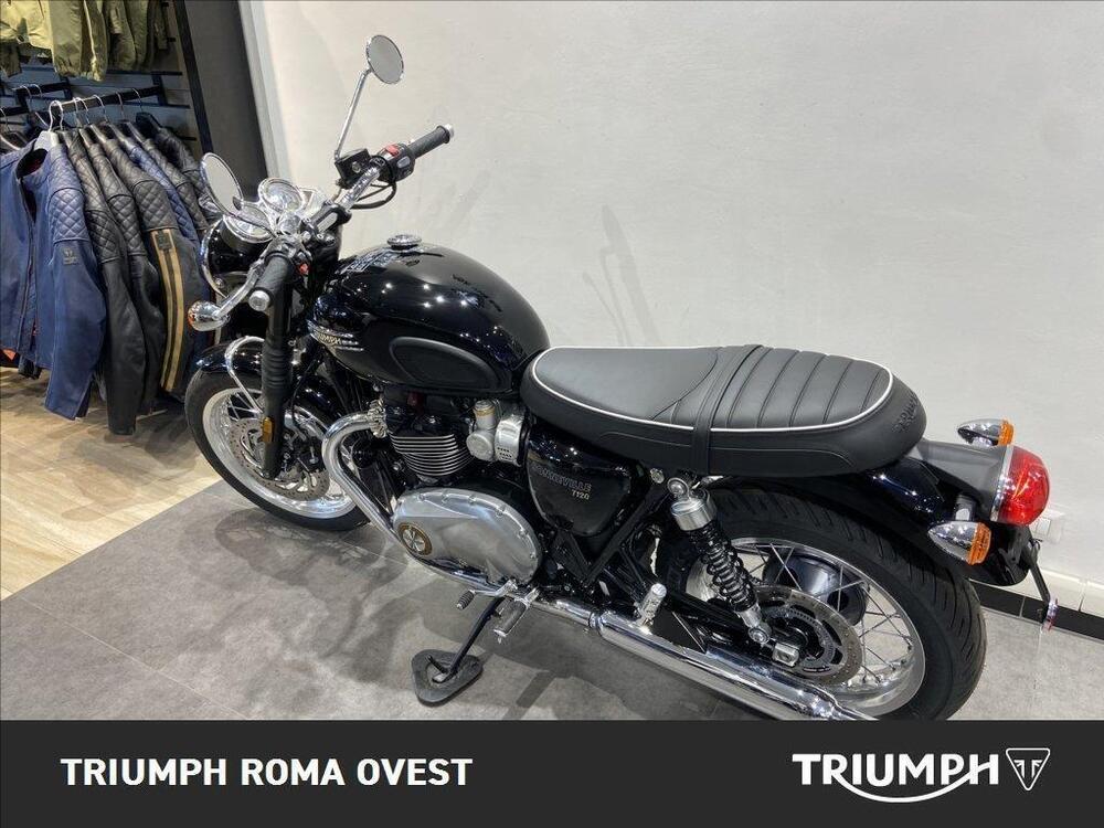Triumph Bonneville T120 (2021 - 25) (3)