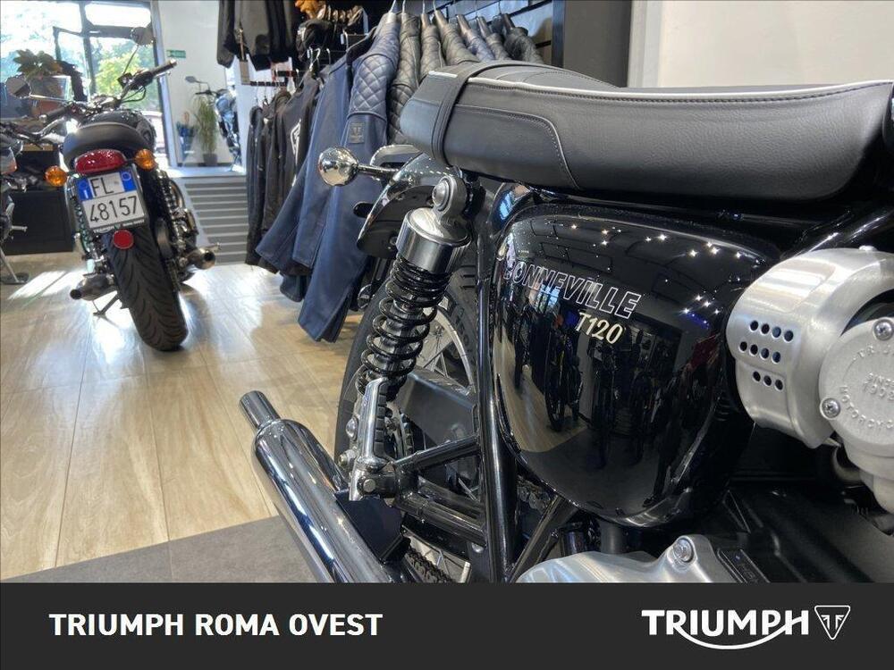Triumph Bonneville T120 (2021 - 25) (8)