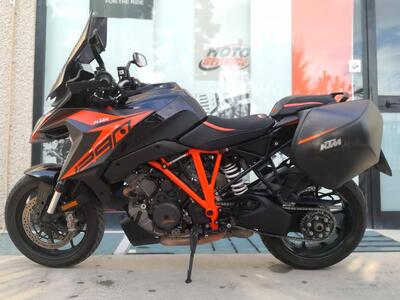 KTM 1290 Super Duke GT (2021) usata
