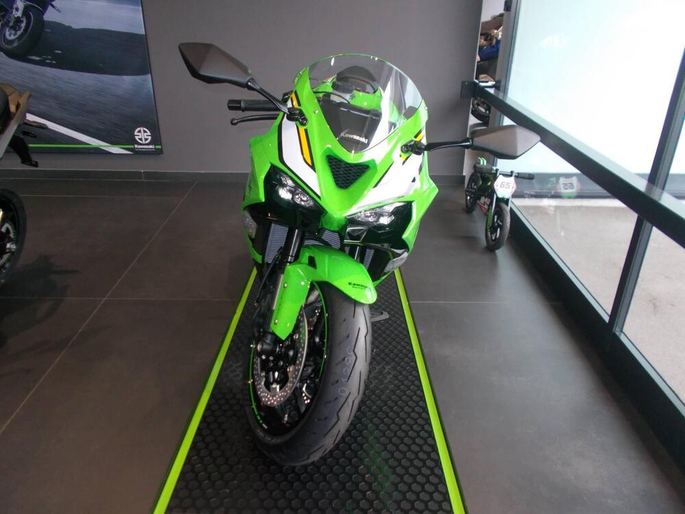 Kawasaki Ninja 636 ZX-6R (2024 - 26) (2)