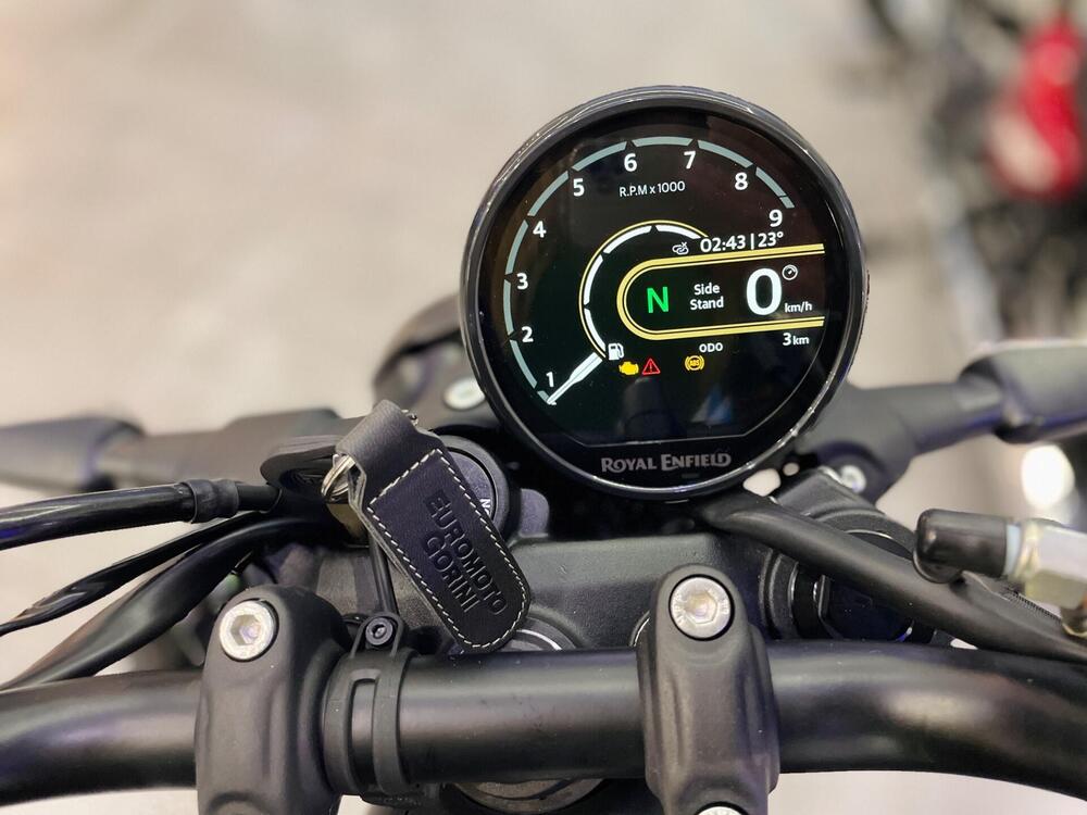 Royal Enfield Guerrilla 450 (2024 - 25) (3)