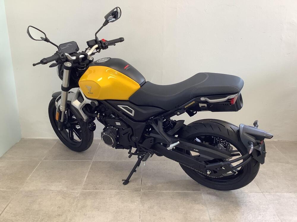 Voge Trofeo 350AC (2022 - 25) (7)