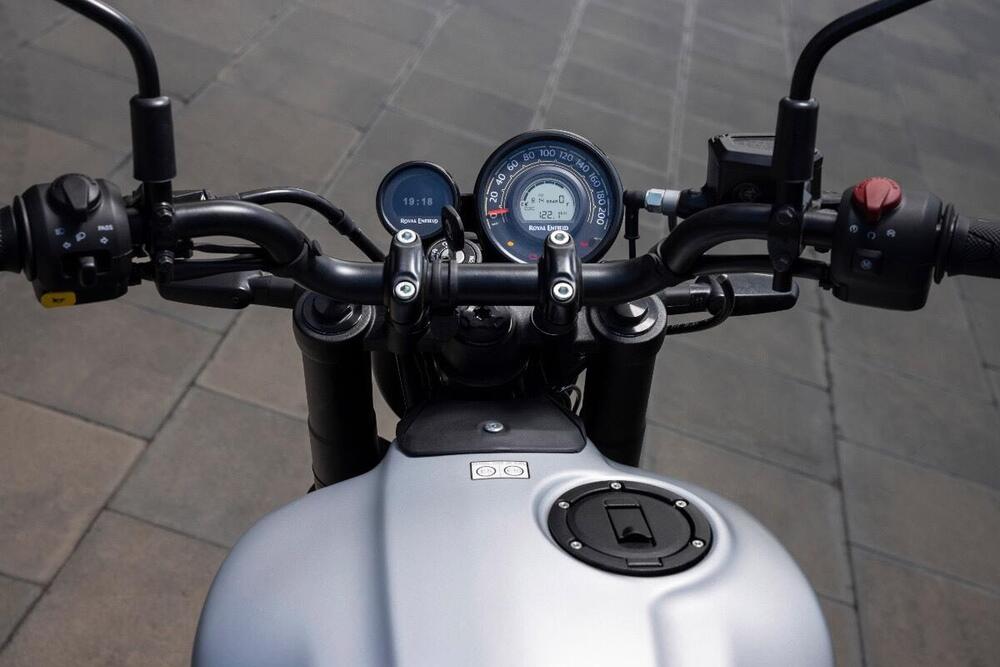 Royal Enfield Guerrilla 450 (2024 - 26) (2)