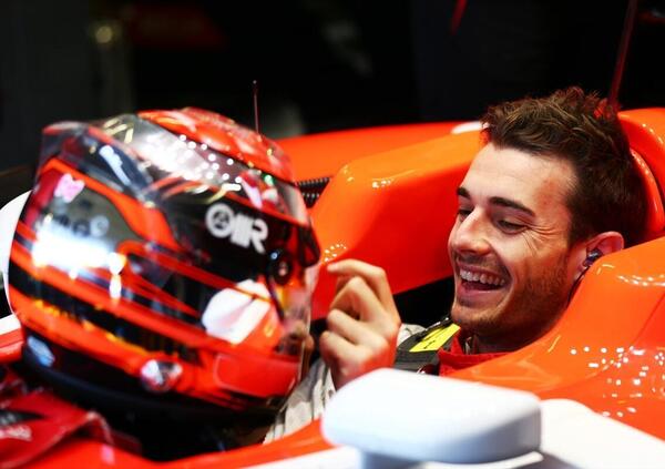 Sono passati dieci anni dall&rsquo;incidente di Jules Bianchi, ma la Formula 1 non lo dimentica: da Hamilton a Leclerc, le dediche all&rsquo;amico scomparso