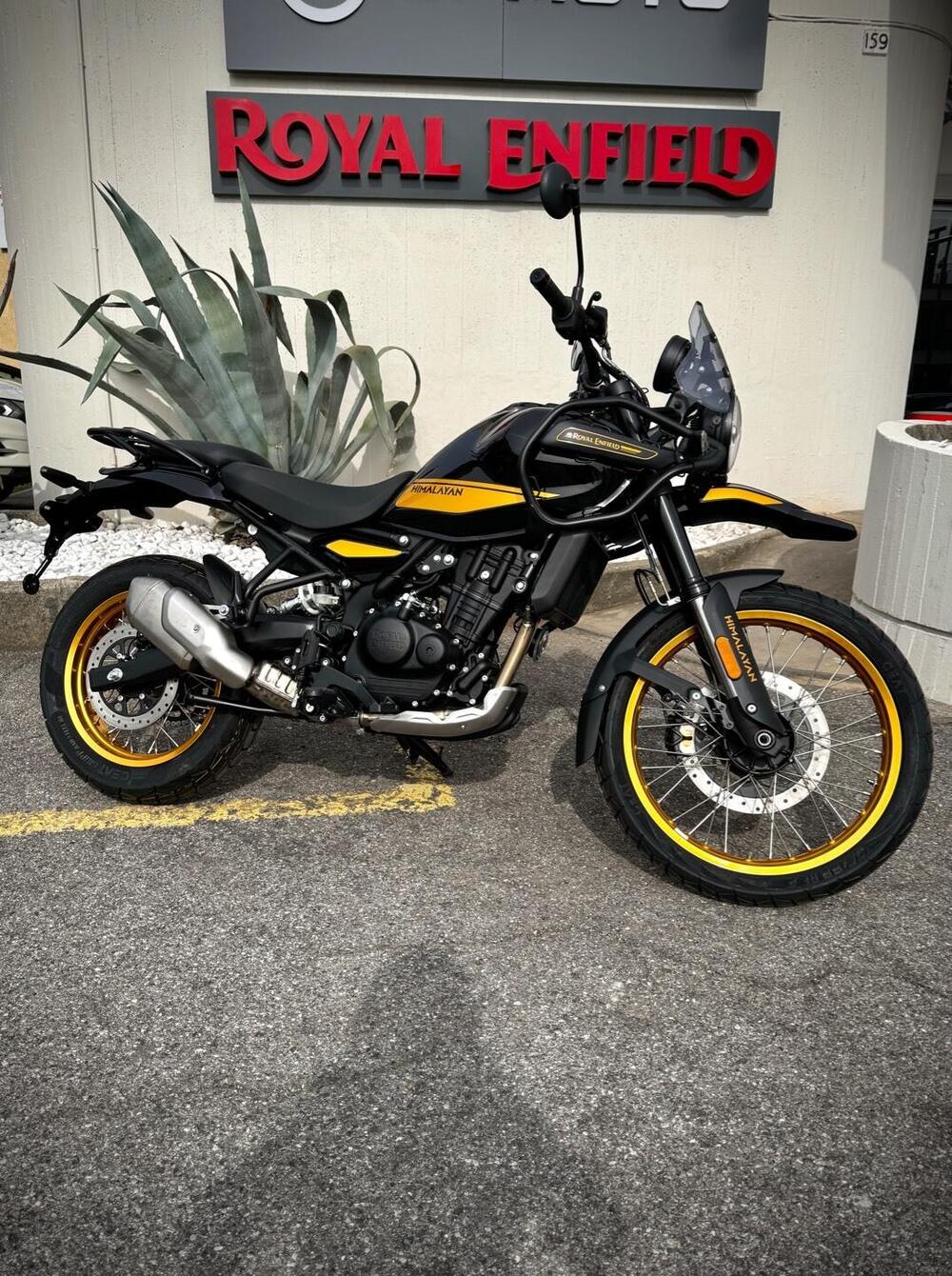 Royal Enfield Himalayan 450 (2024 - 25)