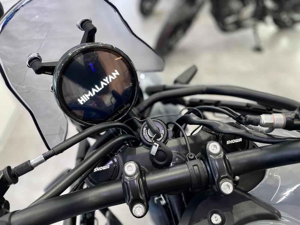 Royal Enfield Himalayan 450 (2024 - 25) (2)