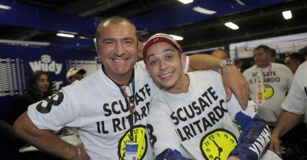 Aldo Drudi artista a Mig Babol: &ldquo;Consigliai io a Valentino Rossi di pis*iare nel bagno di Jerez. Ora subisco il suo personaggio&hellip;&rdquo;