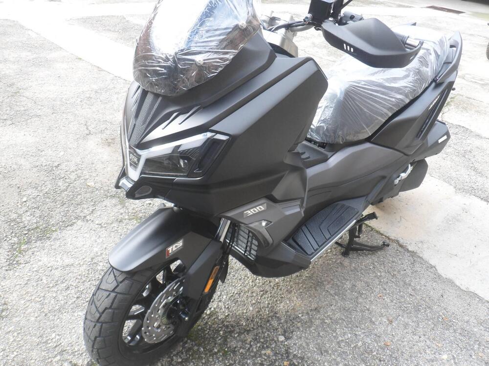 Sym ADX 300 (2024 - 25) (7)