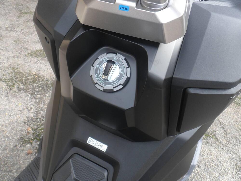 Sym ADX 300 (2024 - 25) (9)