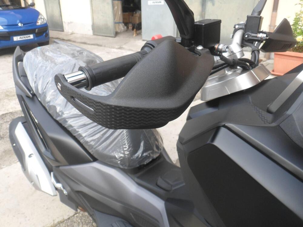 Sym ADX 300 (2024 - 25) (10)