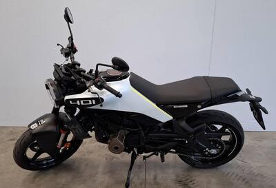 Husqvarna Vitpilen 401 (2024 - 25) usata