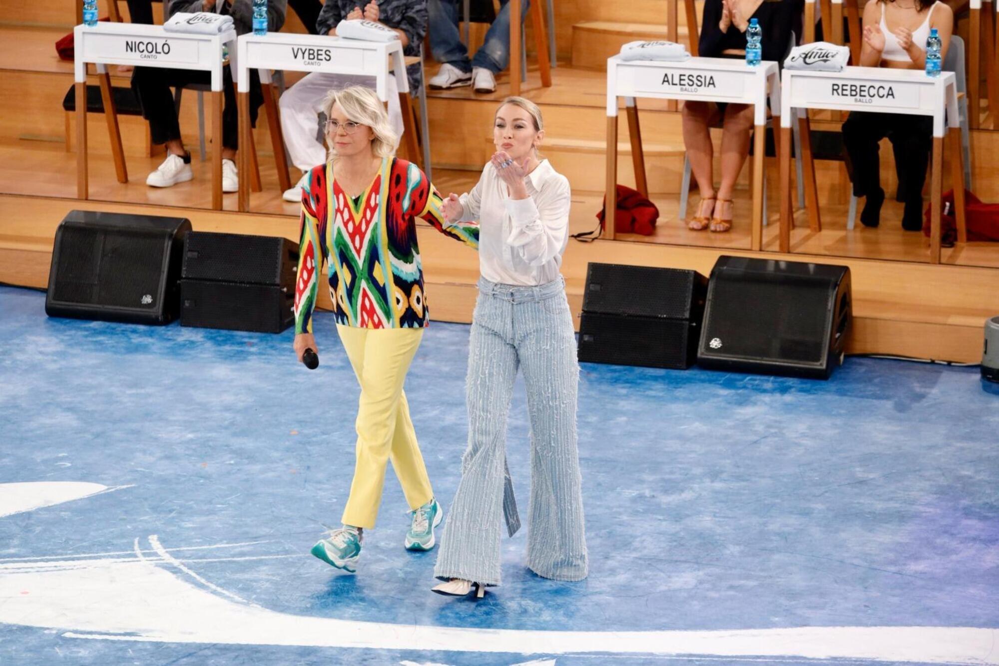 Maria De Filippi e Eleonora Abbagnato ad Amici