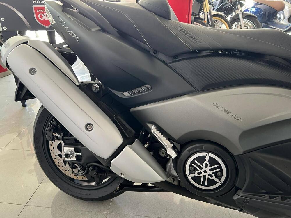 Yamaha T-Max 530 Iron Max (2014 - 17) (6)