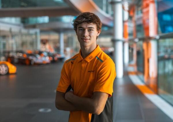 Un altro italiano si avvicina alla Formula 1: Brando Badoer entra nel McLaren Driver Development 