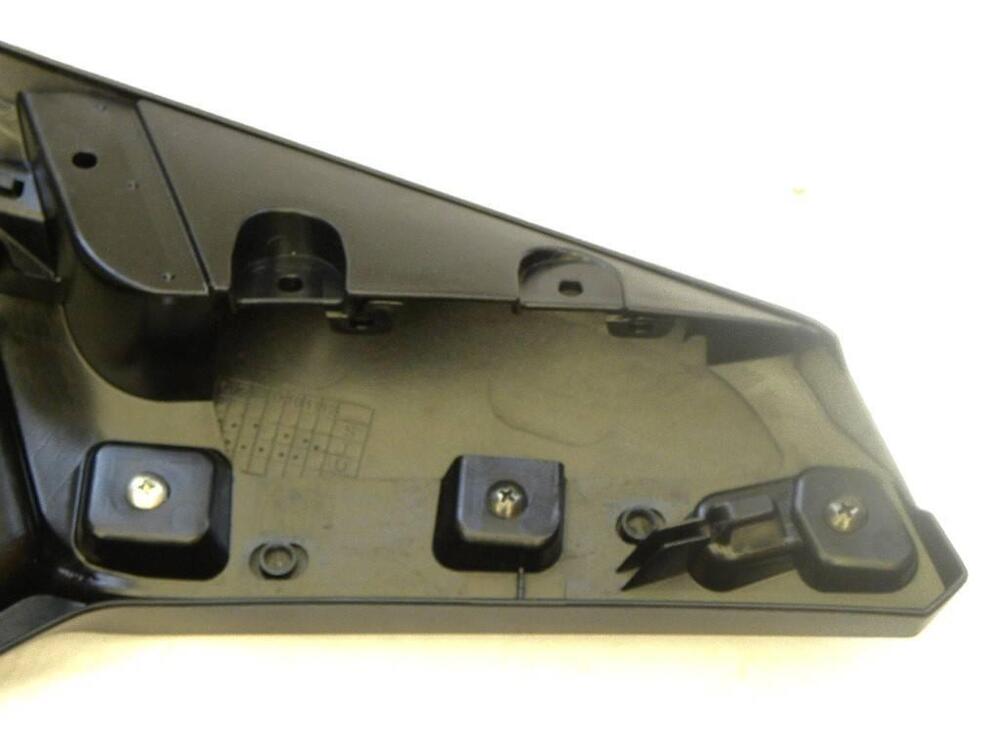 Pannello fiancatina anteriore sinistra Yamaha Trac (6)