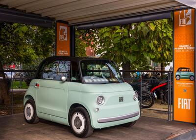 La Fiat Topolino &egrave; il mezzo elettrico ideale per la citt&agrave;? L&rsquo;abbiamo messa alla prova nel traffico di Milano