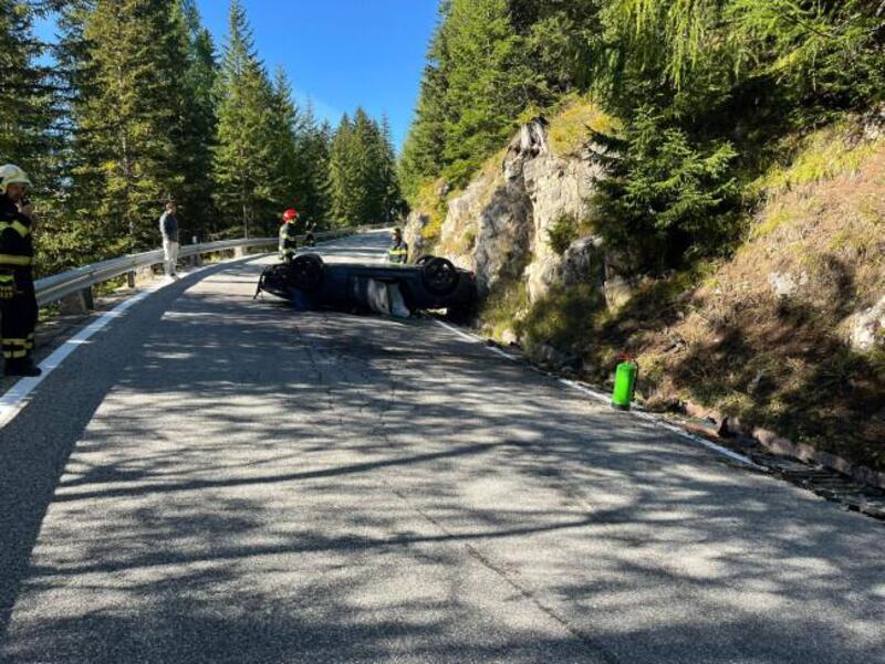 Maserati cappottata a Canazei, le cabrio sono sicure nei ribaltamenti?