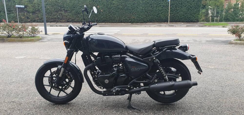 Royal Enfield Super Meteor 650 (2023 - 25) (2)