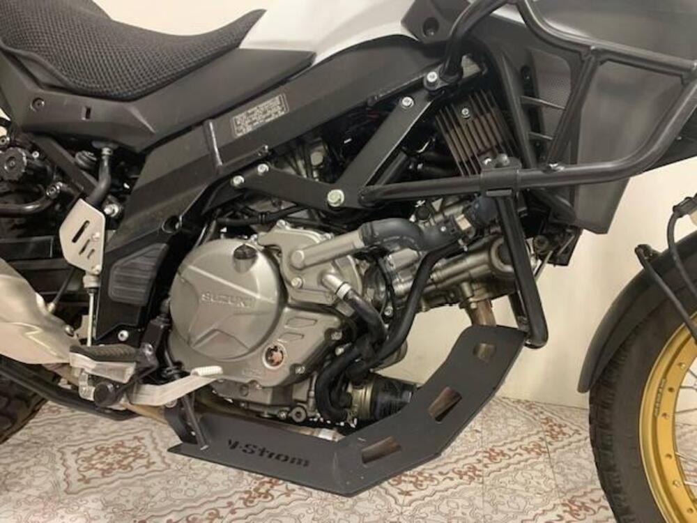 Suzuki V-Strom 650XT (2021 - 25) (4)