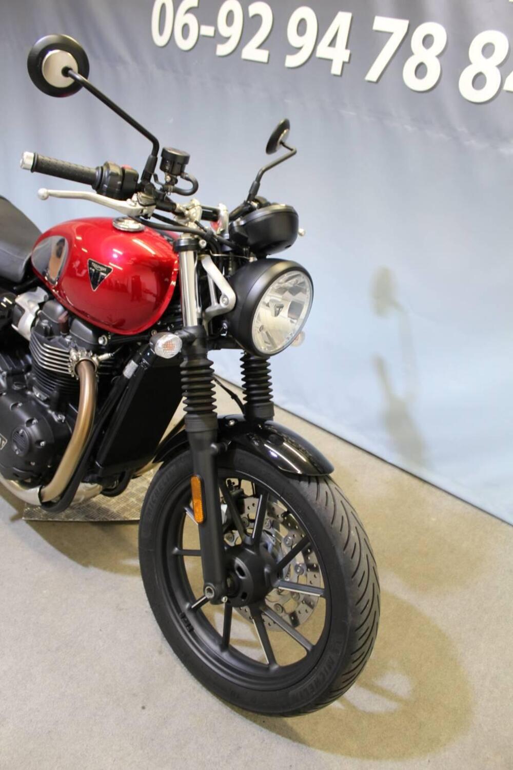 Triumph Speed Twin 900 Chrome Edition (2023) (8)