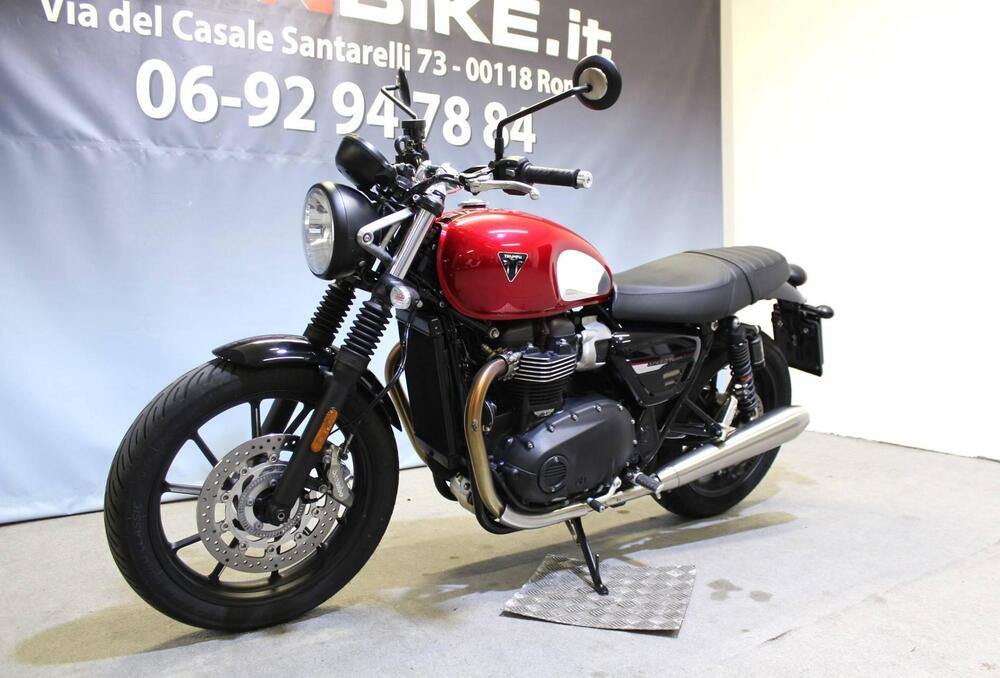 Triumph Speed Twin 900 Chrome Edition (2023) (12)