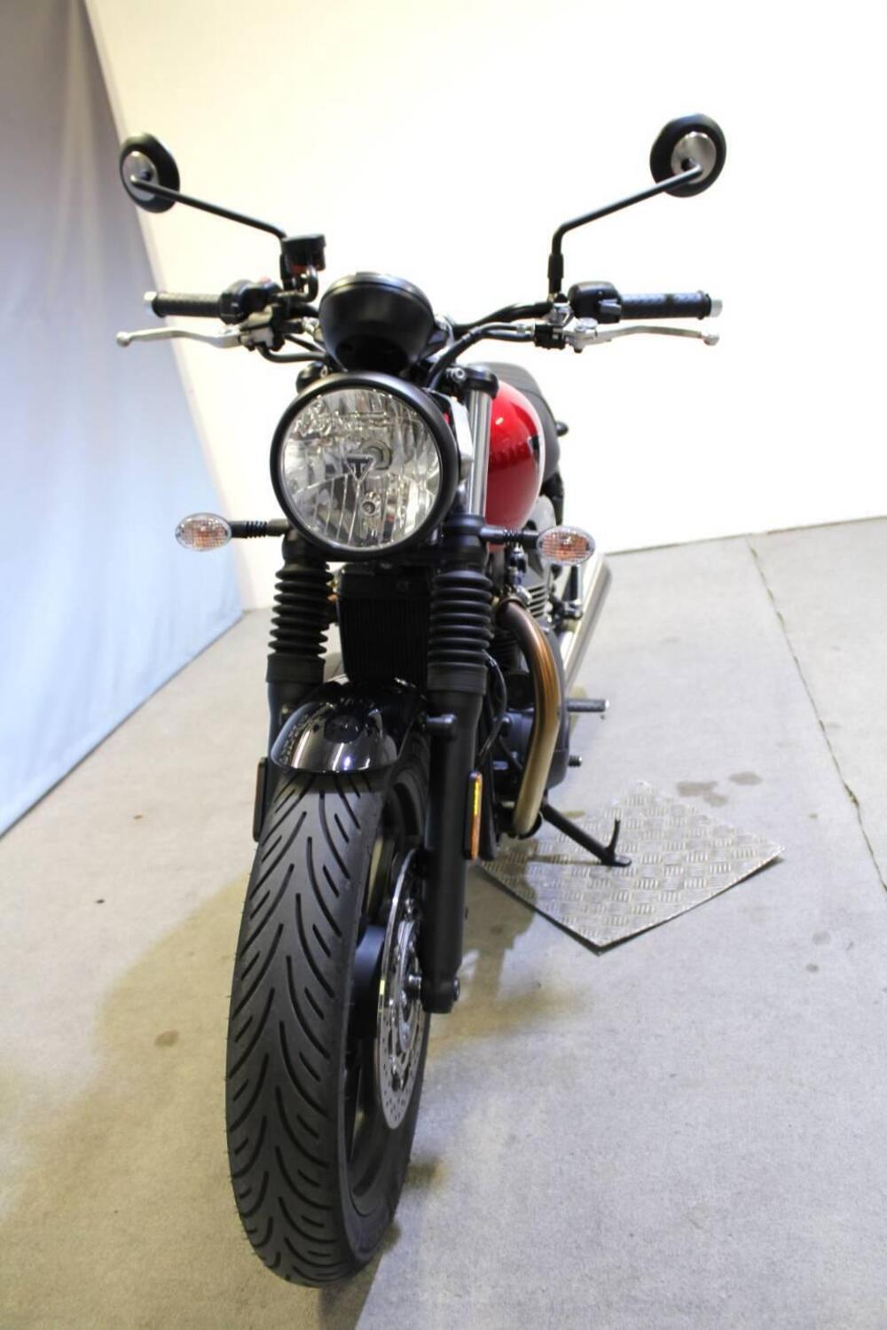 Triumph Speed Twin 900 Chrome Edition (2023) (13)