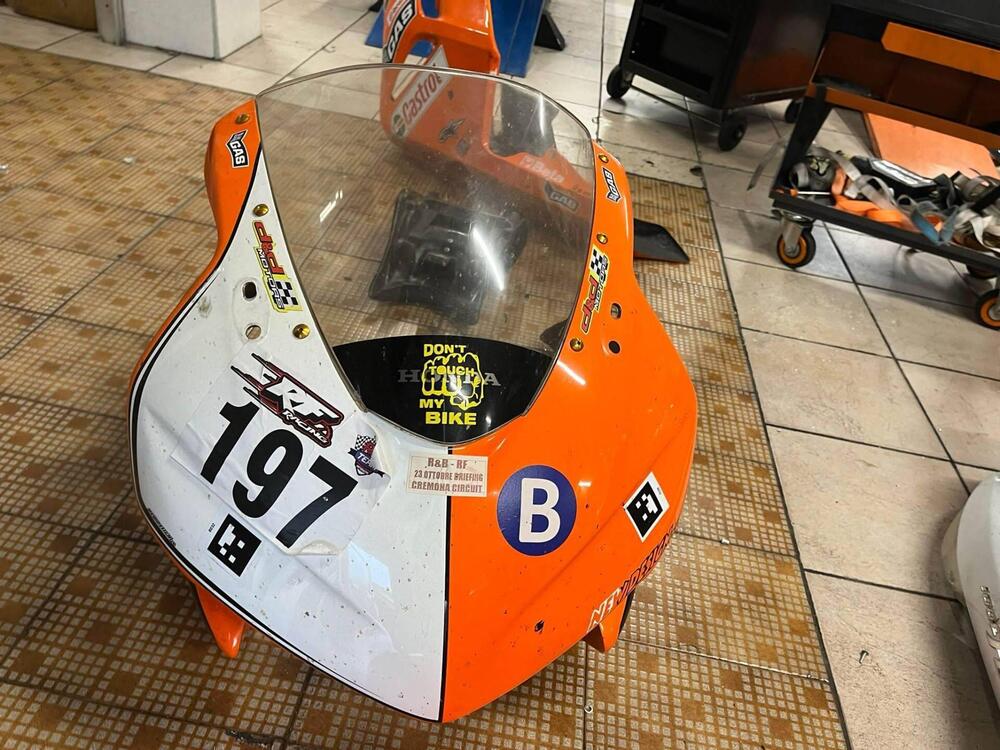 Honda CBR 1000 RR Fireblade (2004 - 05) (14)