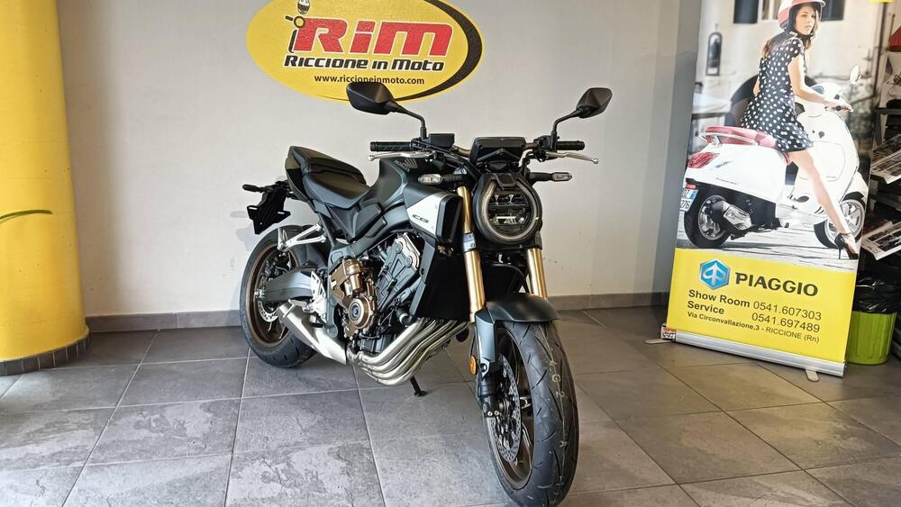 Honda CB 650 R E-Clutch (2024 - 25) (8)