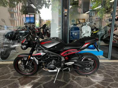 Triumph Street Triple R (2020 - 22) usata